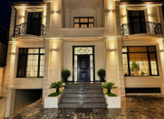 Satılır 5 otaqlı 450 m2 həyət evi Badamdar