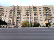 Satılır 4 otaqlı 100 m2 köhnə tikili Şah İsmayıl Xətai m.