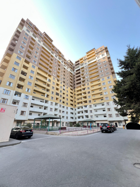 Satılır 2 otaqlı 94 m2 yeni tikili Xalqlar Dostluğu m.