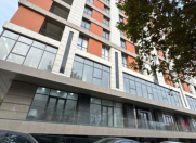 İcarəyə verilir 10 otaqlı 365 m2 obyekt Nizami m.