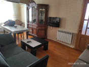 Satılır 2 otaqlı 60 m2 köhnə tikili Əhmədli m.