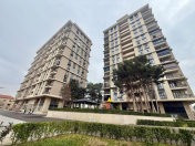 Satılır 3 otaqlı 80 m2 yeni tikili Binəqədi r.