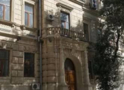 Satılır 3 otaqlı 103 m2 köhnə tikili Sahil m.
