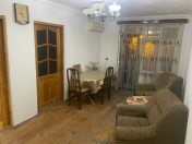 Satılır 3 otaqlı 70 m2 köhnə tikili Nəriman Nərimanov m.