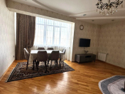 Satılır 3 otaqlı 120 m2 yeni tikili 20 yanvar m.