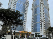 Satılır 4 otaqlı 240 m2 yeni tikili 28 May m.