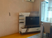 Satılır 3 otaqlı 85 m2 köhnə tikili Koroğlu m.
