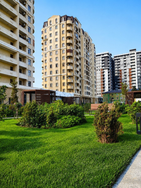 Satılır 3 otaqlı 153 m2 yeni tikili Koroğlu m.