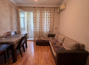 Satılır 2 otaqlı 55 m2 köhnə tikili Memar Əcəmi m.