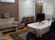 Satılır 7 otaqlı 190 m2 həyət evi Qaraçuxur