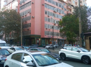 İcarəyə verilir 5 otaqlı 160 m2 köhnə tikili 8 Noyabr m.