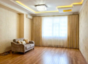 Satılır 3 otaqlı 120 m2 yeni tikili Şah İsmayıl Xətai m.