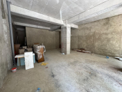 Satılır 1 otaqlı 80 m2 obyekt 28 May m.