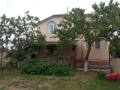 Satılır 4 otaqlı 200 m2 bağ evi Xaçmaz