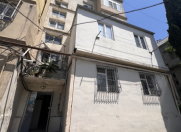 İcarəyə verilir 1 otaqlı 35 m2 köhnə tikili Ayna Sultanova heykəli