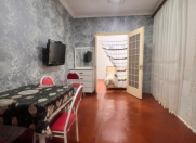 Satılır 2 otaqlı 28 m2 həyət evi İnşaatçılar m.
