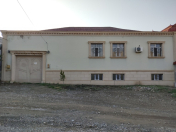 Satılır 8 otaqlı 286 m2 həyət evi Gəncə