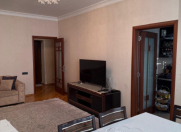 Satılır 2 otaqlı 60 m2 yeni tikili İnşaatçılar m.