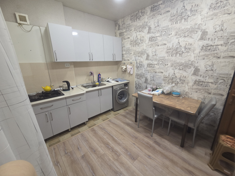 İcarəyə verilir 1 otaqlı 45 m2 həyət evi Elmlər Akademiyası m.