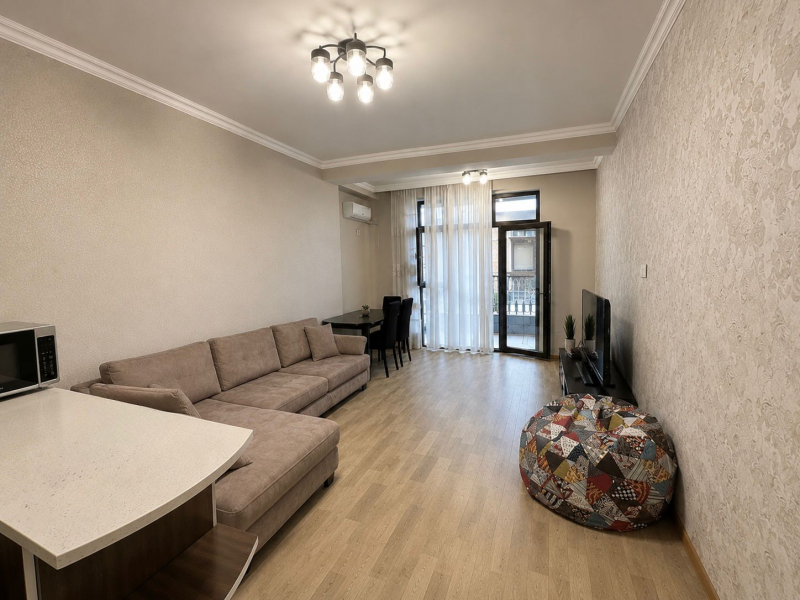Satılır 2 otaqlı 60 m2 yeni tikili Sahil m.