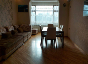 Satılır 2 otaqlı 70 m2 köhnə tikili Metropark