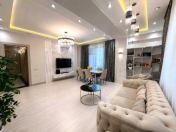 Satılır 3 otaqlı 130 m2 yeni tikili 28 May m.