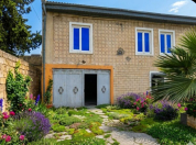 Satılır 7 otaqlı 250 m2 həyət evi Bülbülə