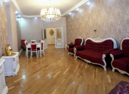 Satılır 4 otaqlı 185 m2 yeni tikili 28 May m.