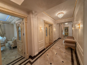 Satılır 4 otaqlı 210 m2 yeni tikili Fəvvarələr meydanı