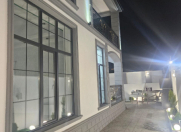 Satılır 7 otaqlı 270 m2 villa Azneft meydanı