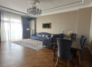 Satılır 4 otaqlı 170 m2 yeni tikili 28 May m.