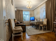 Satılır 3 otaqlı 60 m2 köhnə tikili Əhmədli m.