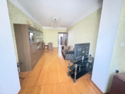 Satılır 2 otaqlı 70 m2 köhnə tikili 8 mkr