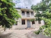 Satılır 6 otaqlı 324 m2 villa Bakıxanov